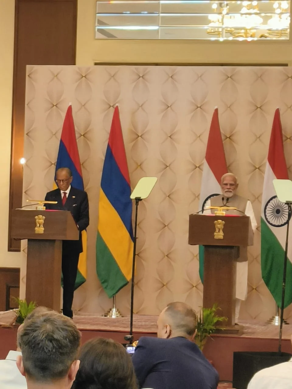 Maldivas PM meeting at Taj Banaras